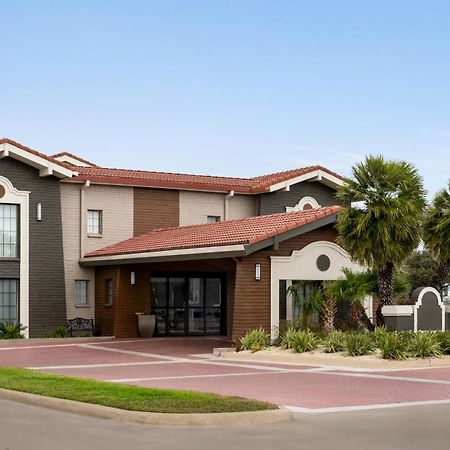 La Quinta Inn By Wyndham Victoria Extérieur photo