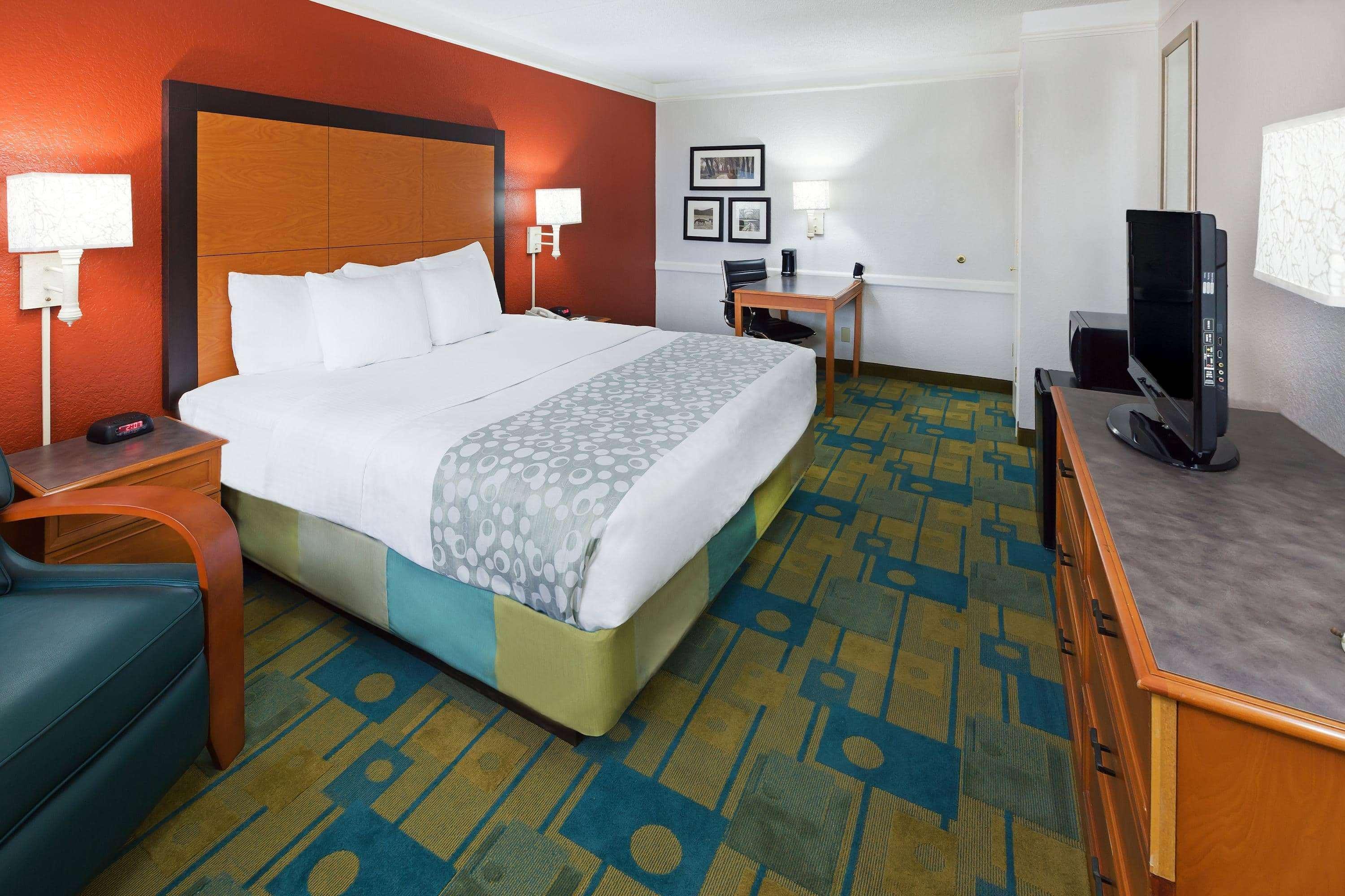 La Quinta Inn By Wyndham Victoria Extérieur photo