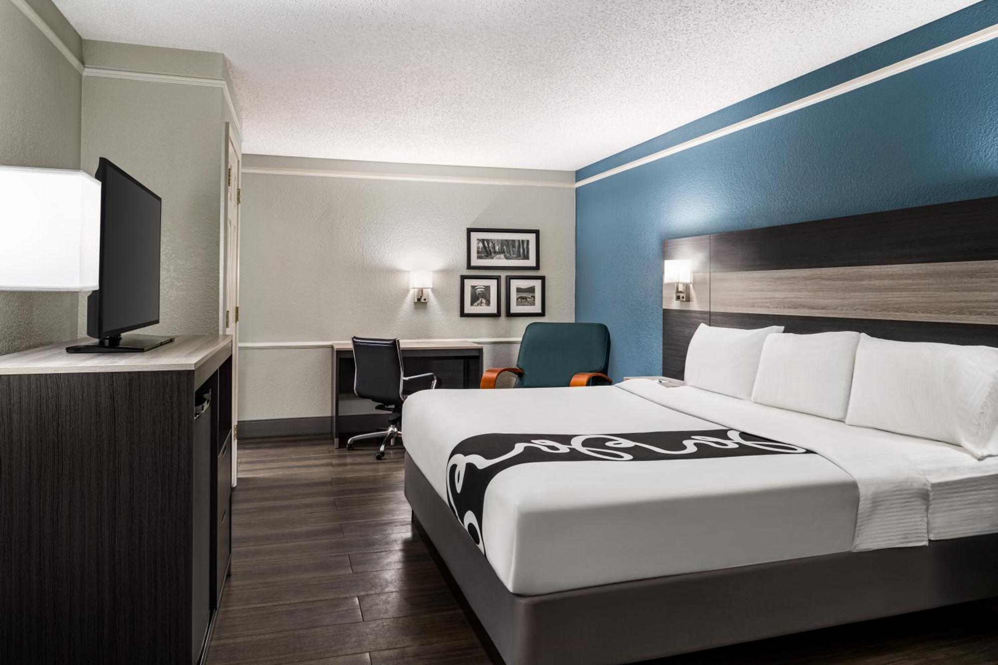 La Quinta Inn By Wyndham Victoria Extérieur photo