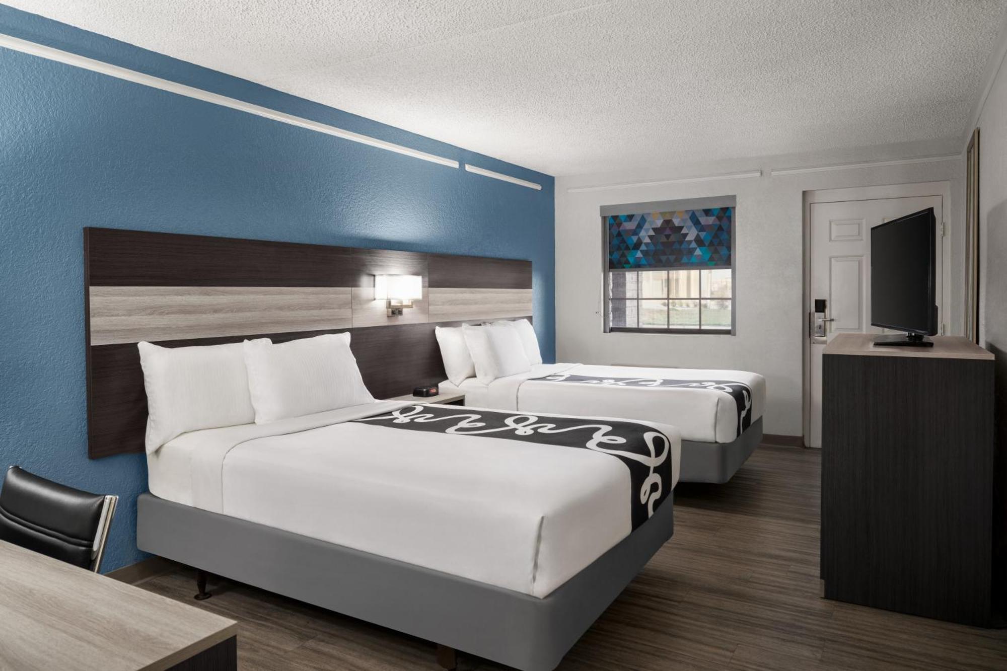 La Quinta Inn By Wyndham Victoria Extérieur photo